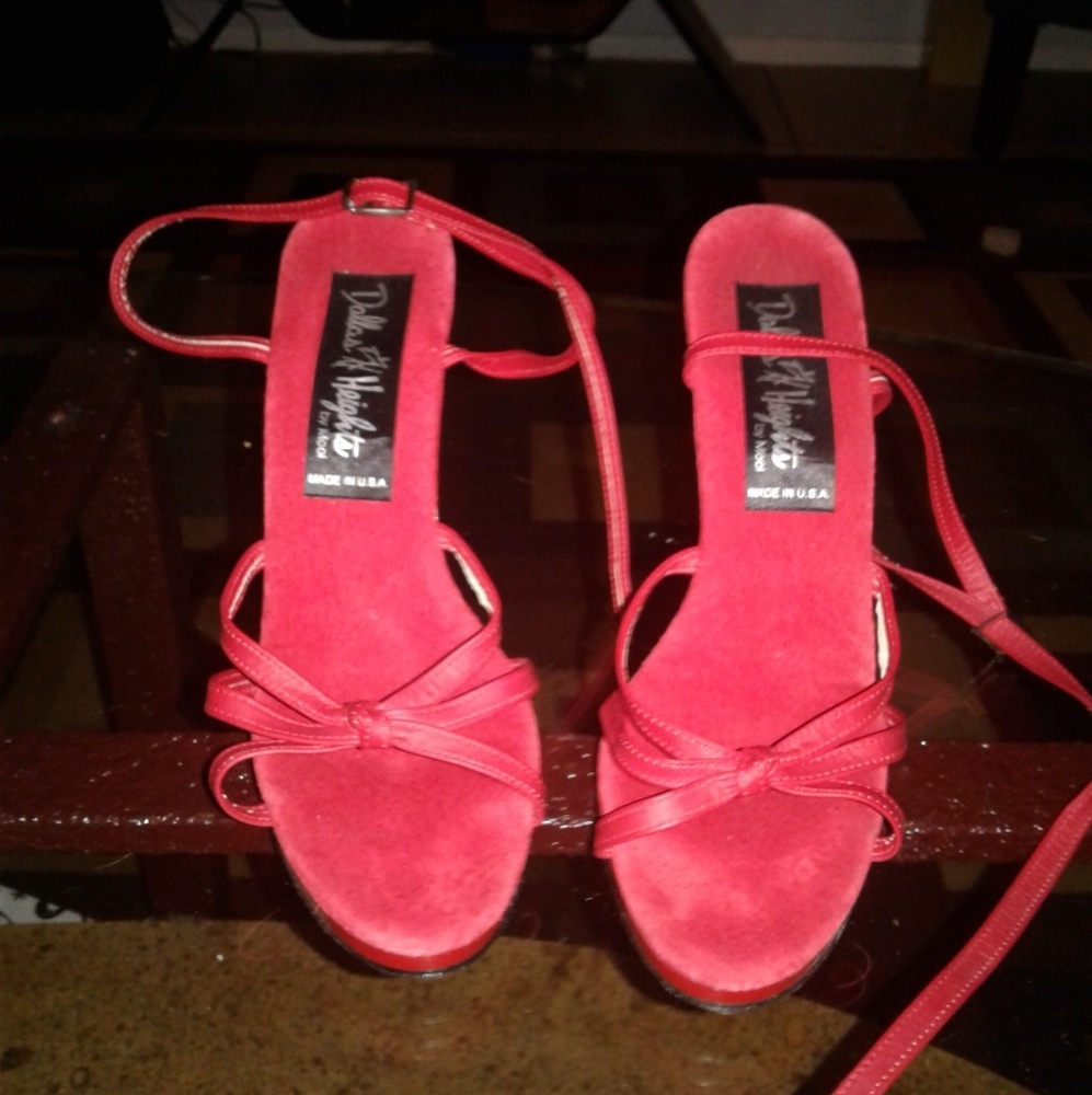 Shoes - Picture 5 of 7